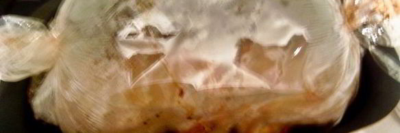 куриные рулетики с сыром фета и ароматной заправкой