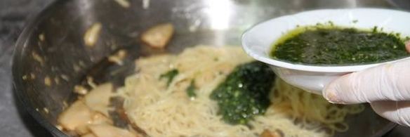 манелла — запеченные рулеты из баклажанов