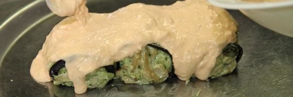 манелла — запеченные рулеты из баклажанов