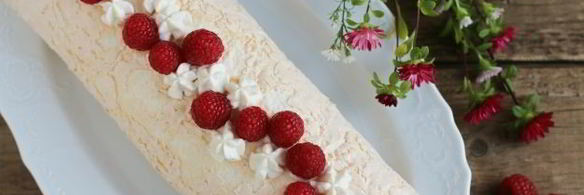 меренговый рулет с малиной