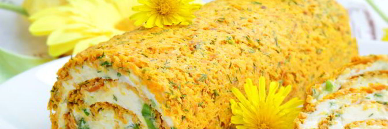 Морковный рулет с сырной начинкой