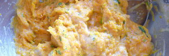 морковный рулет с сырной начинкой