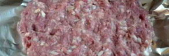 мясной рулет с яйцом в духовке