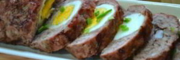мясной рулет с яйцом в духовке
