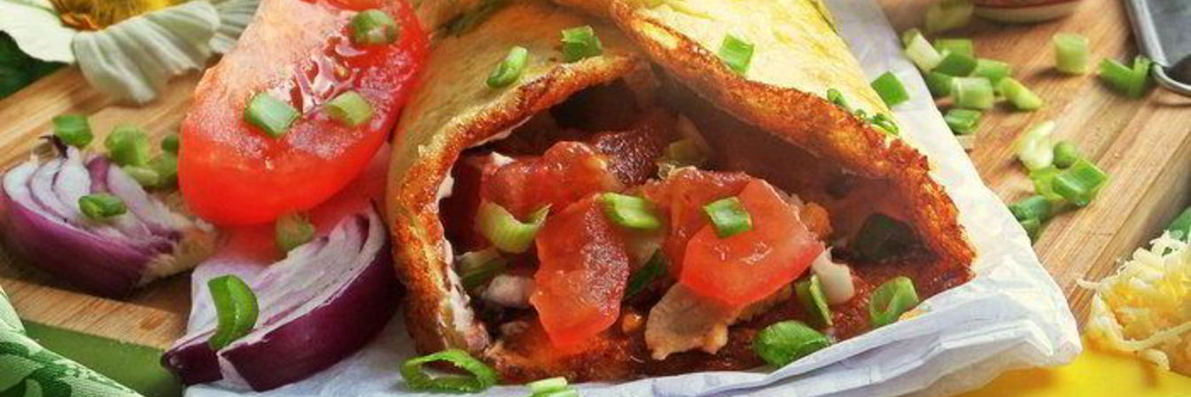 Омлетный рулет с начинкой