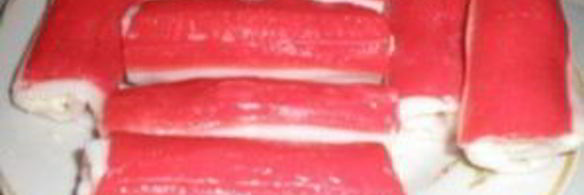 острые рулетики из крабовых палочек