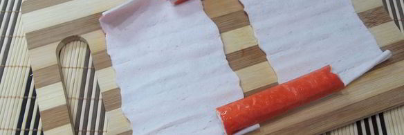 рулет из крабовых палочек