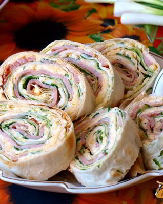 Рулет из лаваша с балыком