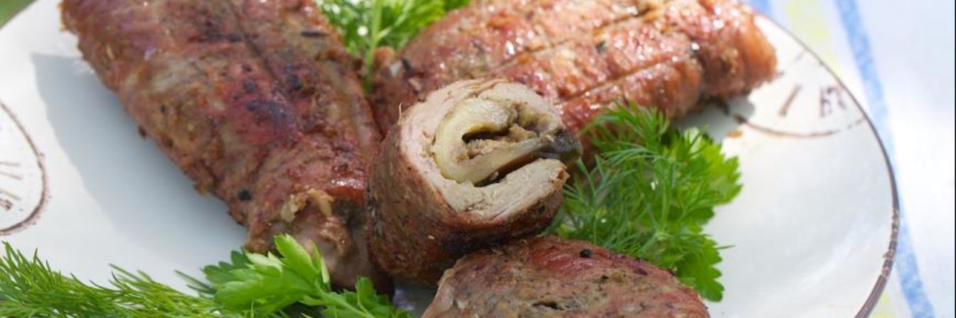 Рулет из телятины и баклажана