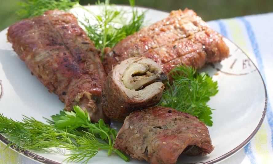 Рецепт рулета из телятины и баклажана