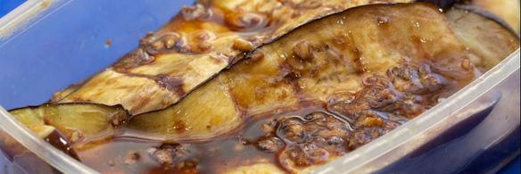 рулет из телятины и баклажана