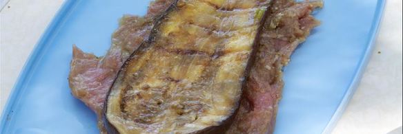 рулет из телятины и баклажана