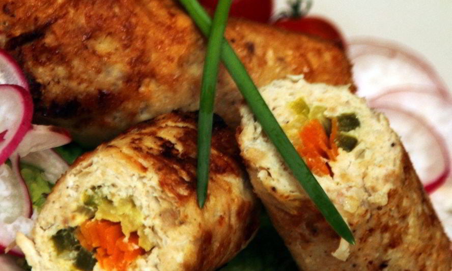 Рецепт рулета куриного в фольге