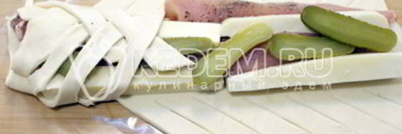 рулет с курицей на рождество