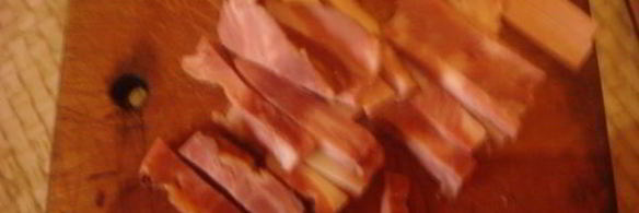 рулет с овощами и копченой грудинкой