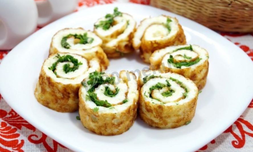 Рецепт рулета с сыром и зеленью