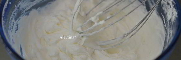 рулет шоколадный с арахисовой пастой