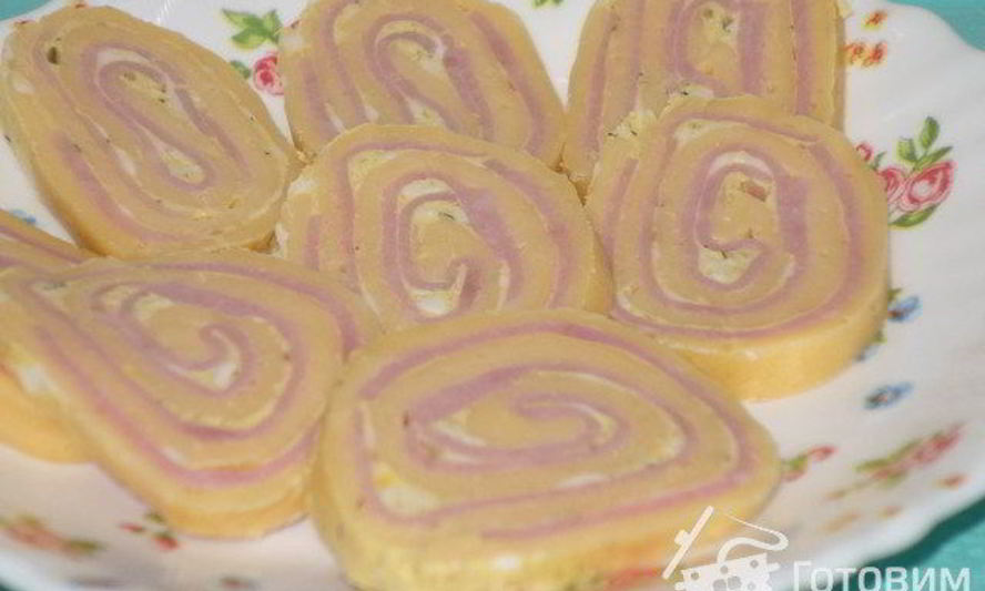 Рецепт рулета сырного с ветчиной и фетой