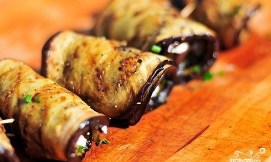 Рецепт рулетиков из баклажанов с орехами