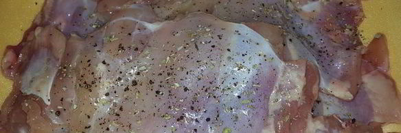 рулетики из курицы со шпинатом и картофельное пюре