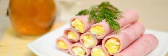 рулетики из ветчины и сыра