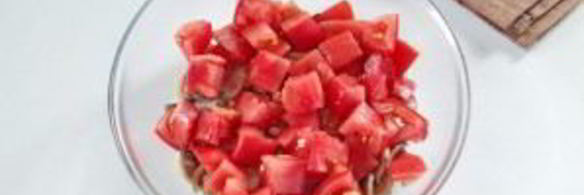 рулетики с томатами и грибами