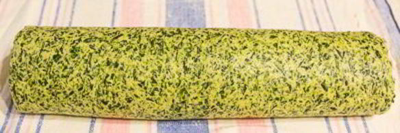 шпинатный рулет с вялеными томатами