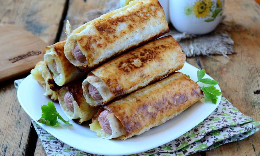 Рецепт сосисок в картофельно-сырной шубке