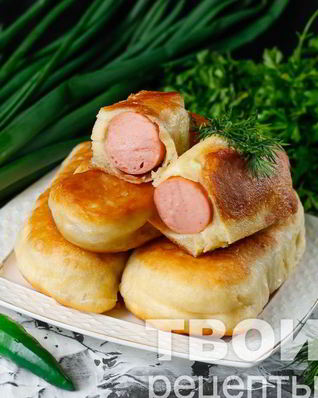 Сосиски в тесте на сковороде