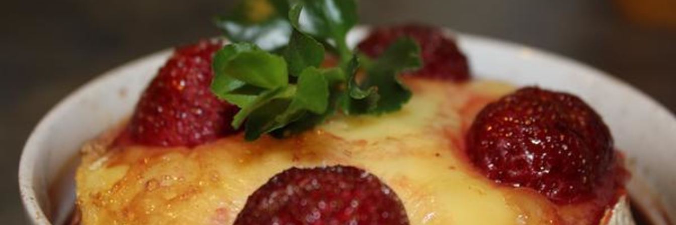 Сыр Камамбер с ликером Амаретто