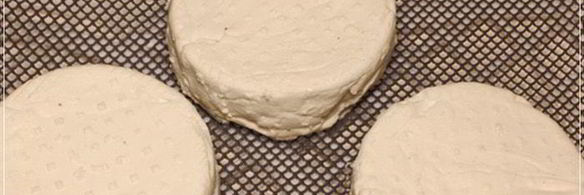 сыр кроттен из молока англо-нубийских коз