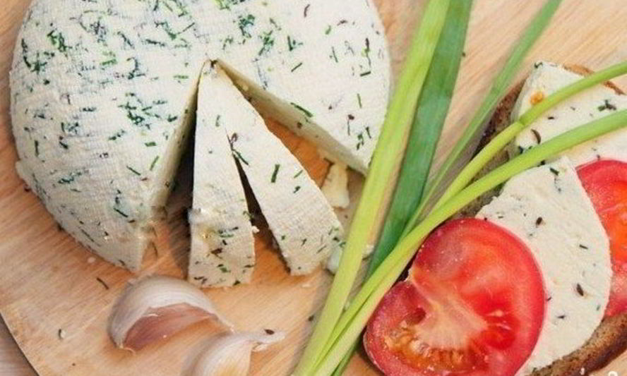 Рецепт сыра с зеленью