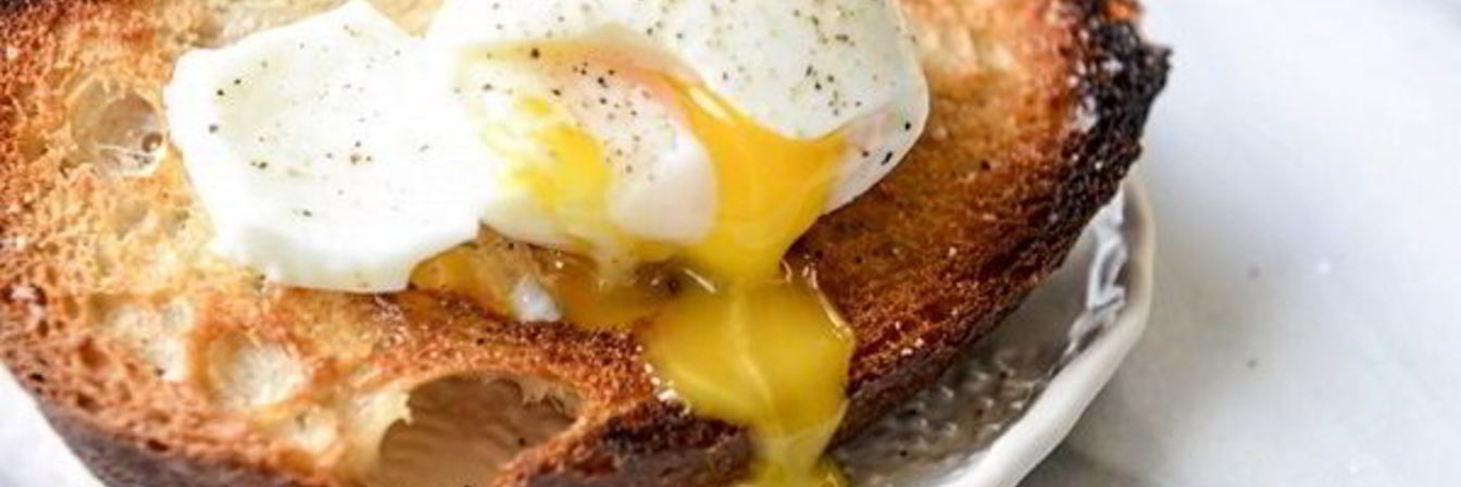 Вареные яйца всмятку