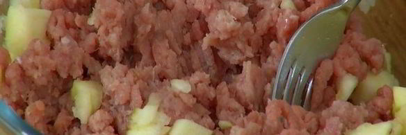 яблоки, фаршированные телятиной