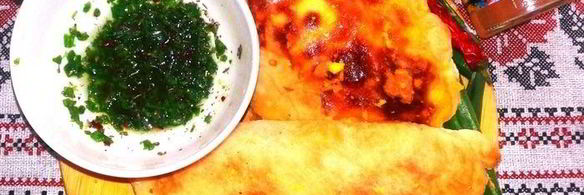 эмпанадас с тунцом и маринованным желтком