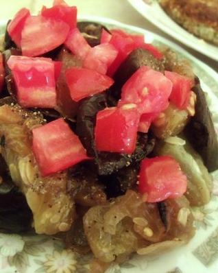 Закуска из баклажанов с огурцами и специями