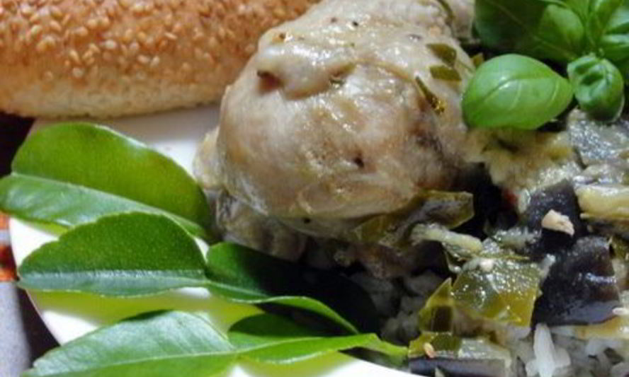 Рецепт зеленого, горячего карри с баклажанами и курицей